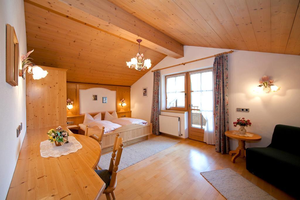 Hauser'S Ferienhof Hart im Zillertal Kamer foto